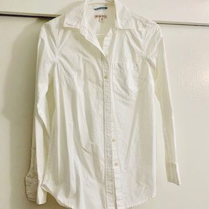White shirt size XS
